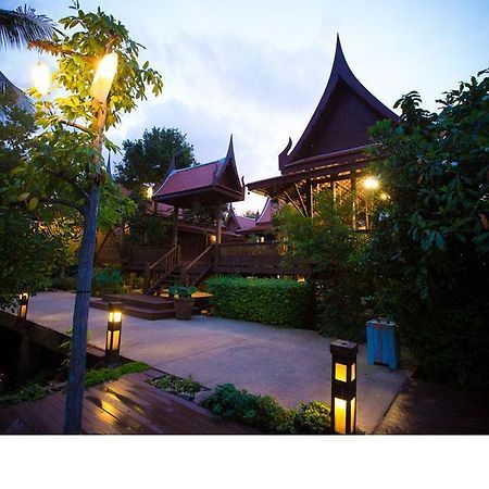 เรือนพฤกษา บูติก รีสอร์ท ปากเกร็ด ภายนอก รูปภาพ